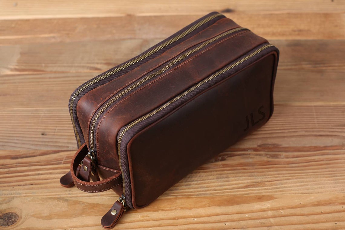 Personalized Groomsmen Gift, Leather Toiletry Bag for Groomsmen, Weddi –  JackLeatherStudio