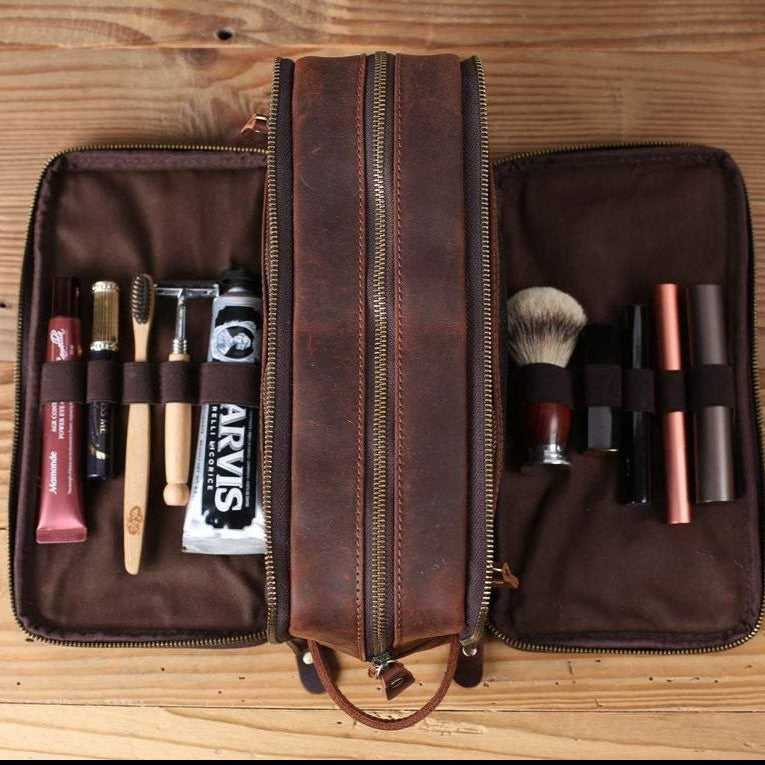 Personalized Groomsmen Gift, Cusotm Leather Toiletry Bag, Leather Dopp Kit,  Men's Shaving Kit