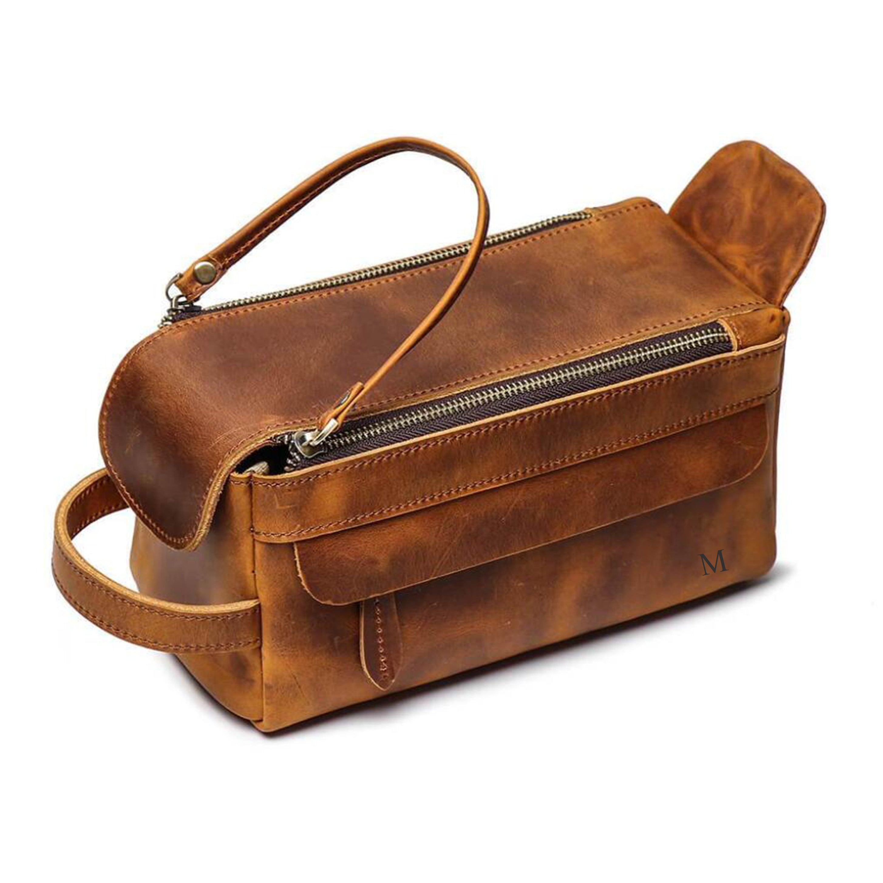 Personalized Leather Dopp Kit & Toiletry Bag, Customized Groomsmen Gif –  LuxeRange